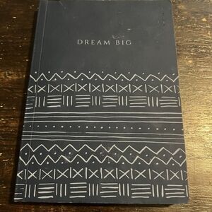 Small Dark Blue Goal Setting Jornal "Dream Big"